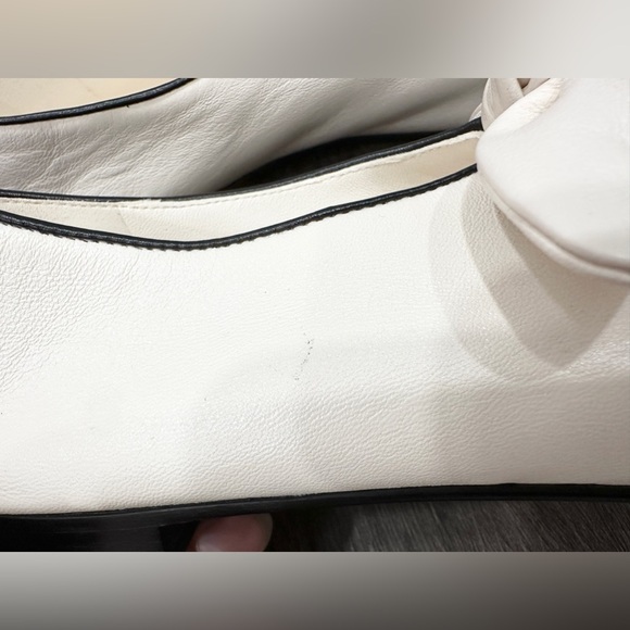Chanel 2024 white ivory leather ballet flats with bow size 38 - Picture 16 of 16